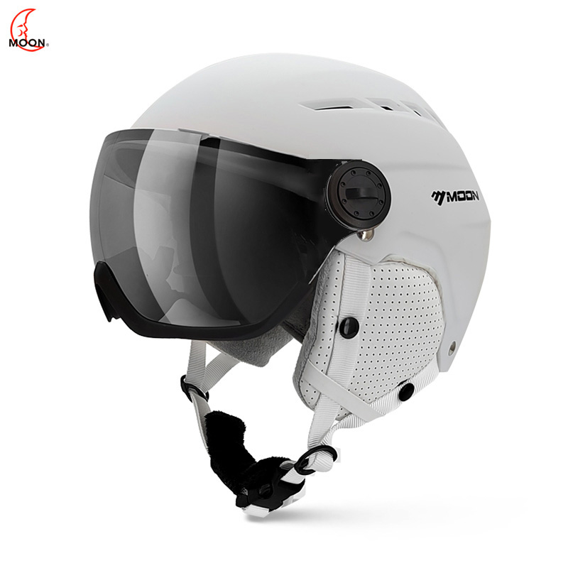 Ski Helmet With Integrated Visor - Capacete de esqui para todas as